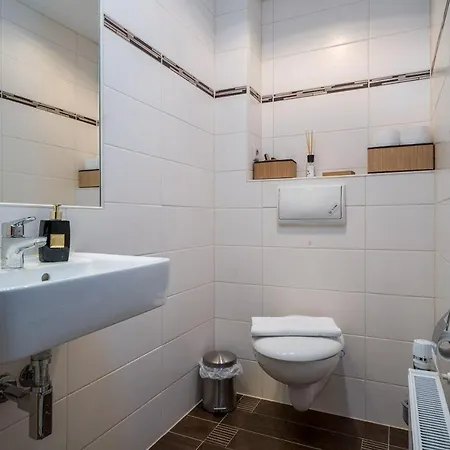 Ferienhaus-kirschbluete بيت للعطل *