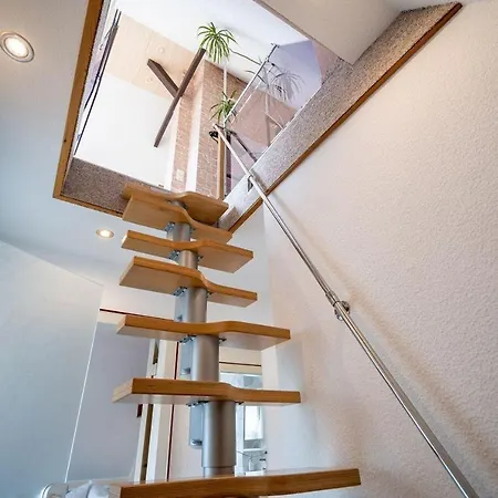 Ferienhaus-kirschbluete *