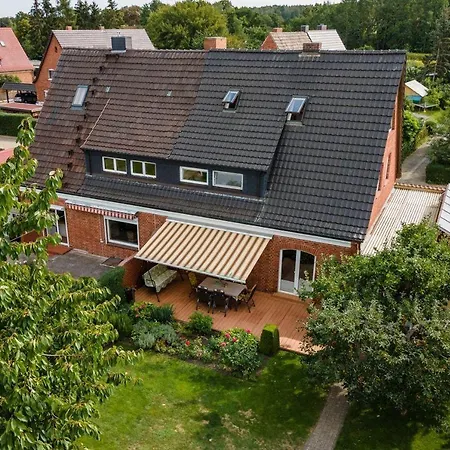 Ferienhaus-kirschbluete بيت للعطل ريكلين